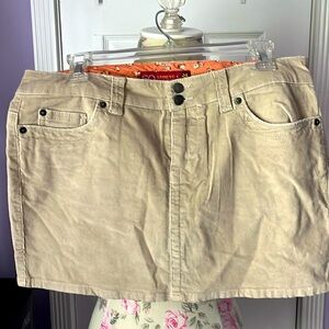 Corduroy tan, mini skirt